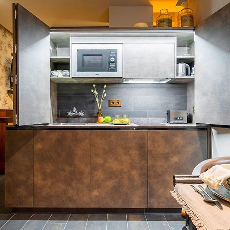 Suite Opium Den By Justine Apartments Apartamento Turistico En Madrid Rio Luaran gambar